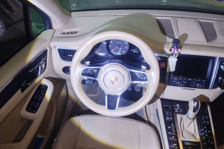 Used Porsche Macan 2014 Macan 2.0T Steering Wheel
