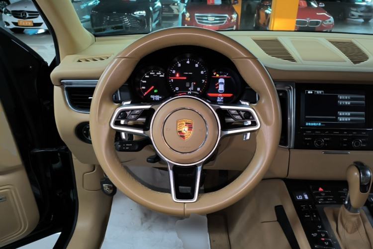 Used Porsche Macan 2014 Macan 2.0T Steering Wheel
