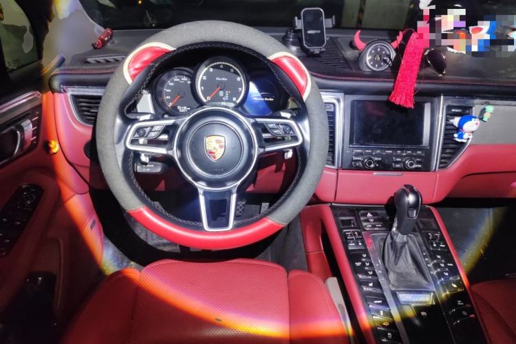 Used Porsche Macan 2014 Macan Turbo 3.6T Steering Wheel