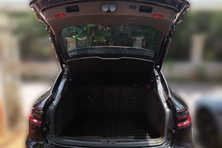 Used Porsche Macan 2014 Macan Turbo 3.6T Trunk