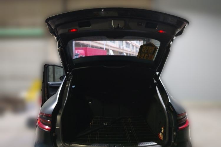 Used Porsche Macan 2014 Macan 2.0T Trunk
