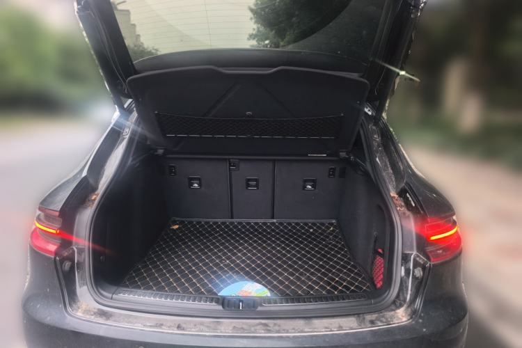 Used Porsche Macan 2014 Macan 2.0T Trunk