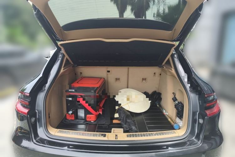 Used Porsche Macan 2014 Macan 2.0T Trunk