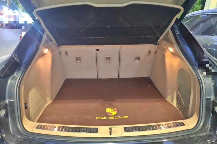 Used Porsche Macan 2014 Macan 2.0T Trunk