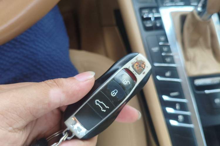 Used Porsche Macan 2014 Macan 2.0T Vehicle Key