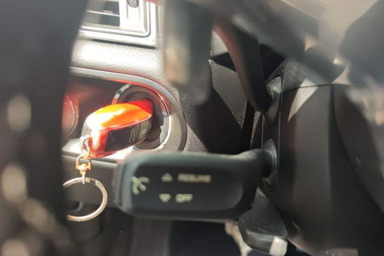 Used Porsche Macan 2014 Macan 2.0T Vehicle Key