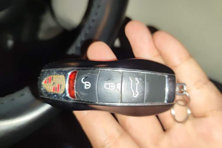 Used Porsche Macan 2014 Macan 2.0T Vehicle Key
