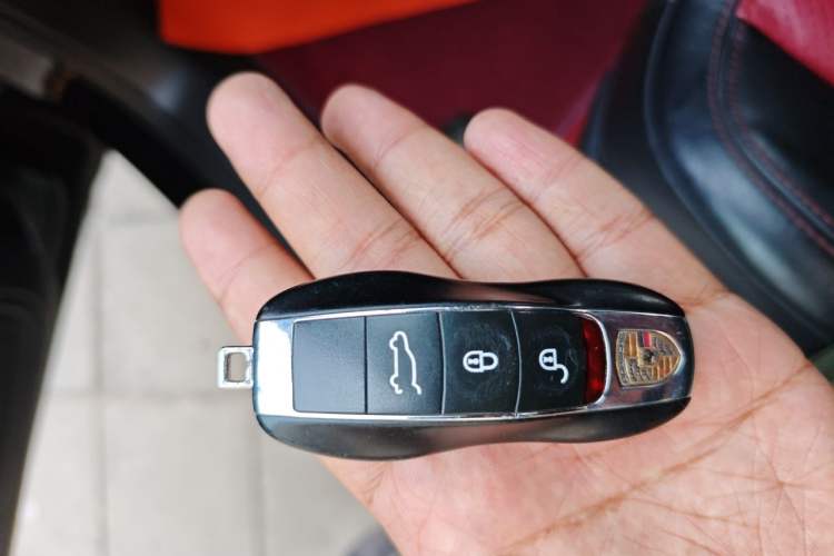 Used Porsche Macan 2014 Macan 2.0T Vehicle Key
