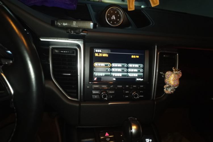 Used Porsche Macan 2014 Macan S 3.0T Audio And AC Panel