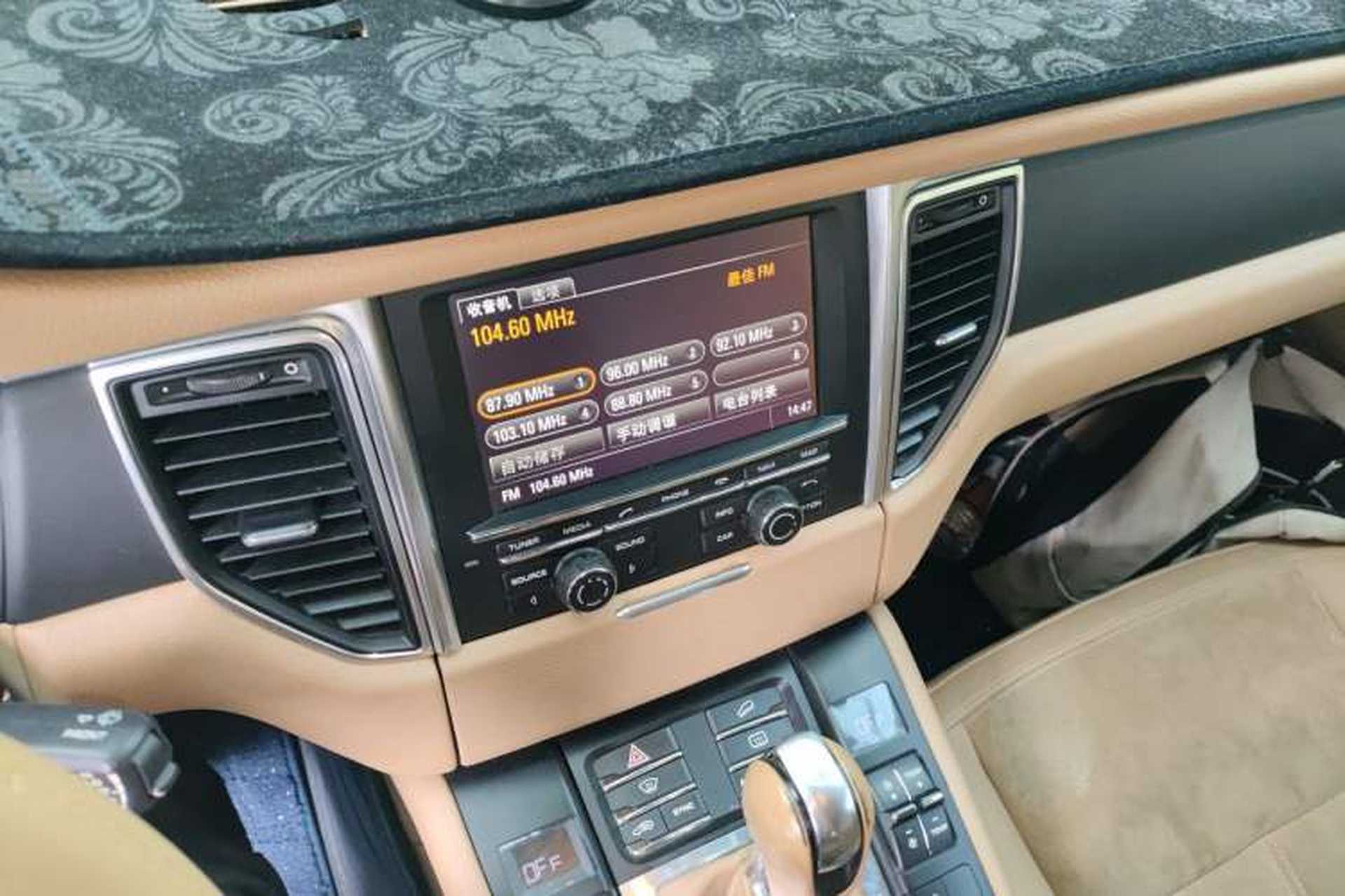 Used Porsche Macan 2014 Macan 2.0T Audio And AC Panel