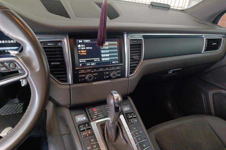Used Porsche Macan 2014 Macan 2.0T Audio And AC Panel