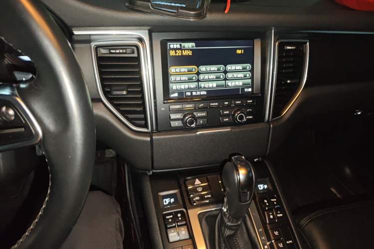 Used Porsche Macan 2014 Macan 2.0T Audio And AC Panel