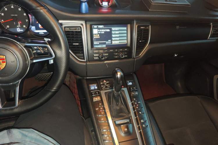Used Porsche Macan 2014 Macan 2.0T Audio And AC Panel