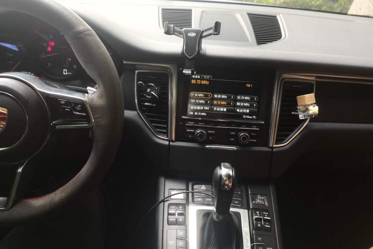 Used Porsche Macan 2014 Macan 2.0T Audio And AC Panel