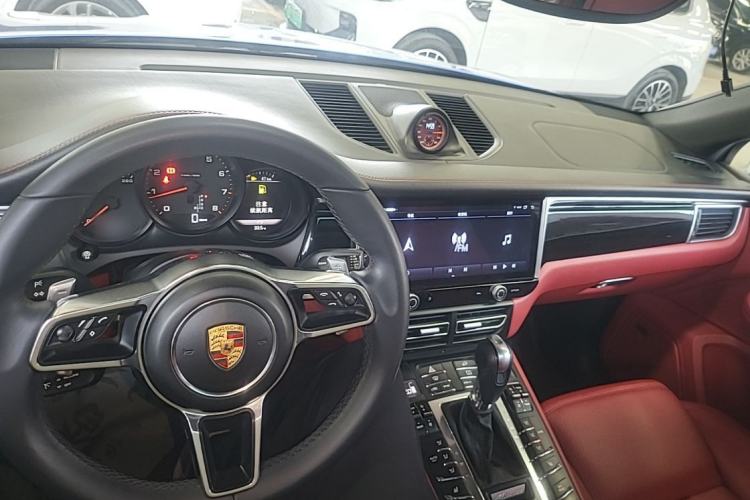 Used Porsche Macan 2014 Macan 2.0T Center Console