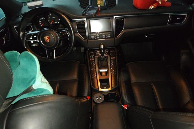 Used Porsche Macan 2014 Macan 2.0T Center Console