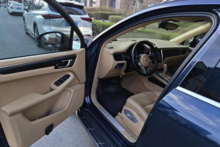 Used Porsche Macan 2014 Macan 2.0T Driver Seat