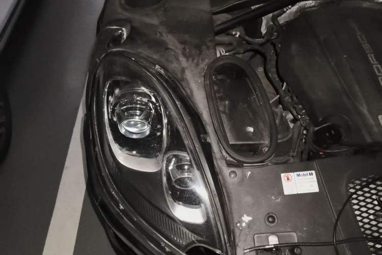 Used Porsche Macan 2014 Macan 2.0T Engine Bay Right