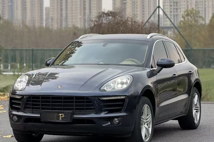 Used Porsche Macan 2014 Macan S 3.0T Exterior 2