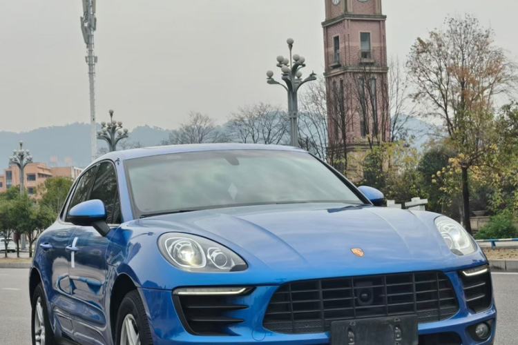 Used Porsche Macan 2014 Macan 2.0T Exterior 2