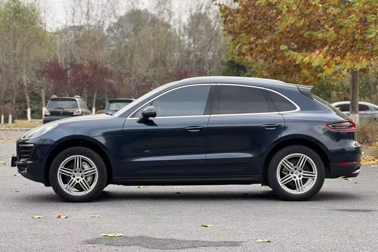 Used Porsche Macan 2014 Macan S 3.0T Exterior 5