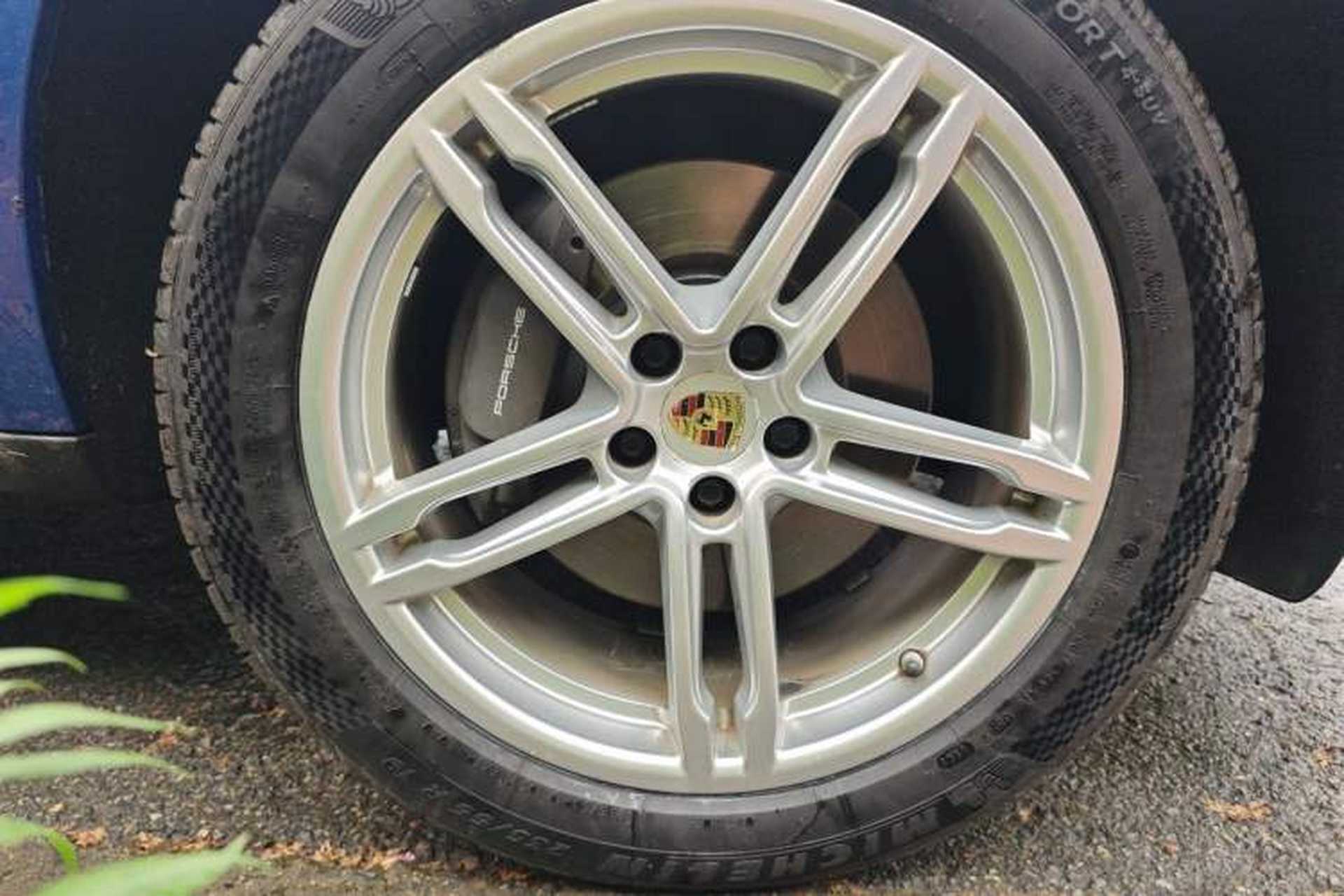Used Porsche Macan 2014 Macan 2.0T Exterior 7