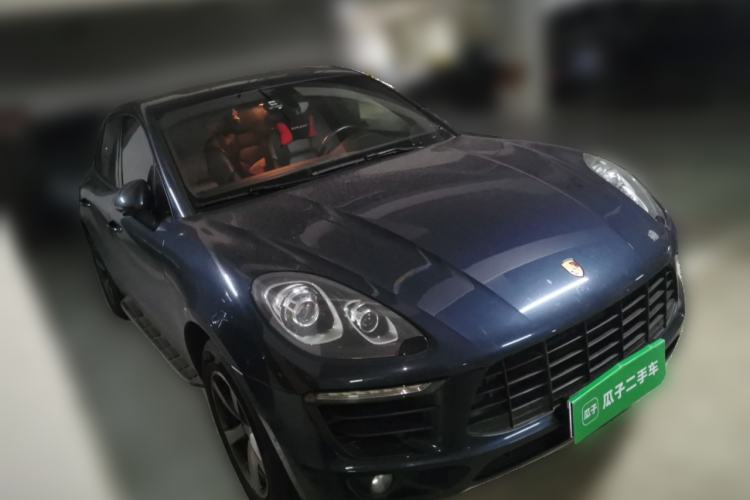 Used Porsche Macan 2014 Macan 2.0T Front Right 45 Deg