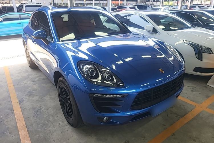 Used Porsche Macan 2014 Macan 2.0T Front Right 45 Deg