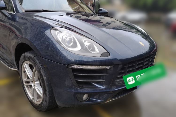 Used Porsche Macan 2014 Macan 2.0T Front Right 45 Deg