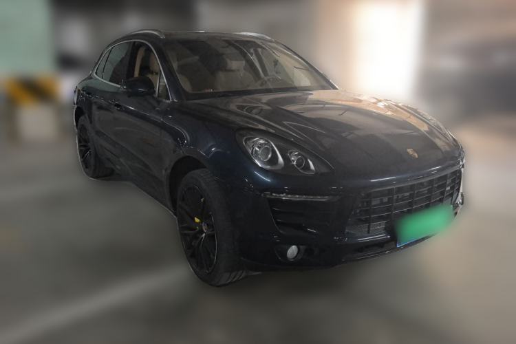 Used Porsche Macan 2014 Macan 2.0T Front Right 45 Deg
