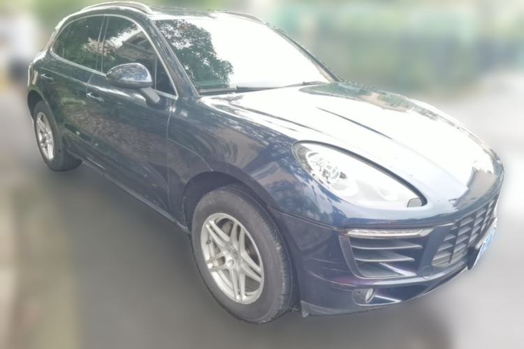 Used Porsche Macan 2014 Macan 2.0T Front Right 45 Deg