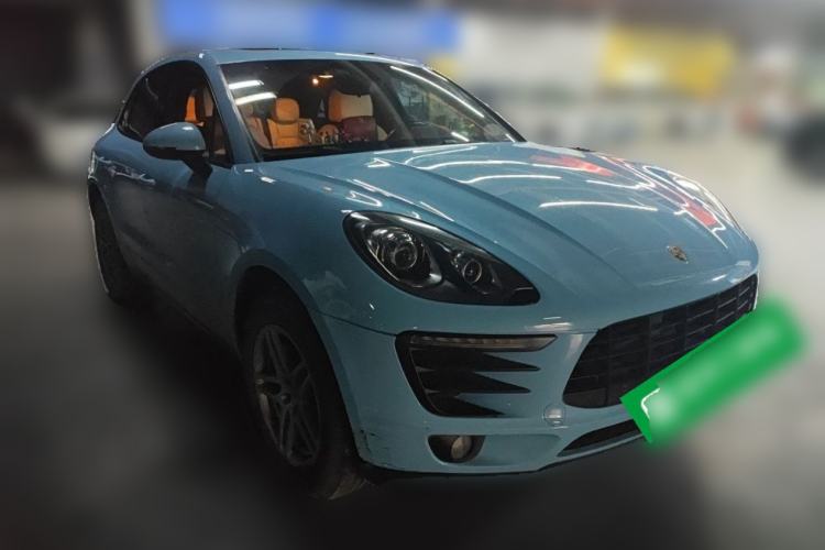 Used Porsche Macan 2014 Macan 2.0T Front Right 45 Deg