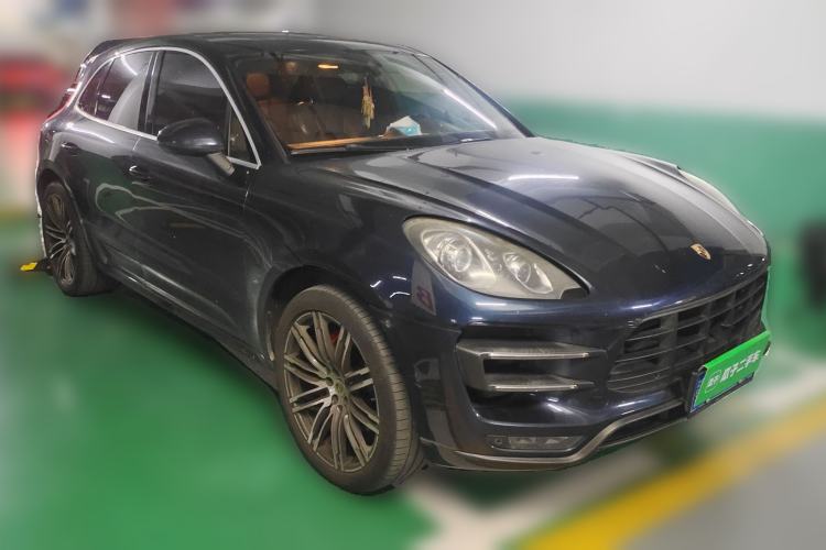 Used Porsche Macan 2014 Macan Turbo 3.6T Front Right 45 Deg