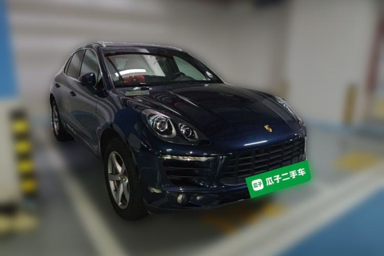 Used Porsche Macan 2014 Macan 2.0T Front Right 45 Deg