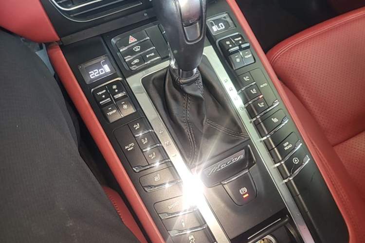 Used Porsche Macan 2014 Macan 2.0T Gear Lever