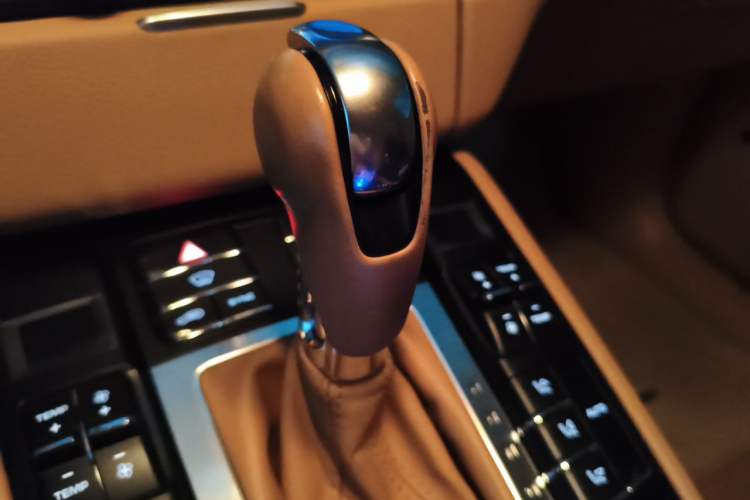Used Porsche Macan 2014 Macan 2.0T Gear Lever