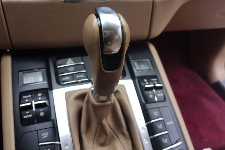 Used Porsche Macan 2014 Macan 2.0T Gear Lever