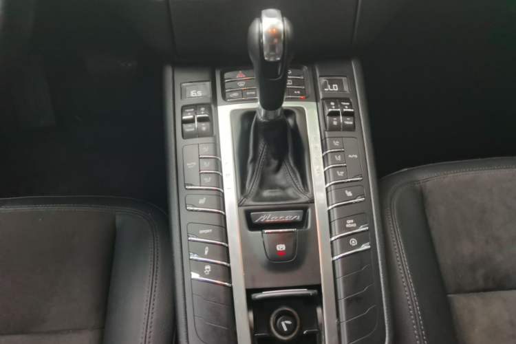 Used Porsche Macan 2014 Macan 2.0T Gear Lever