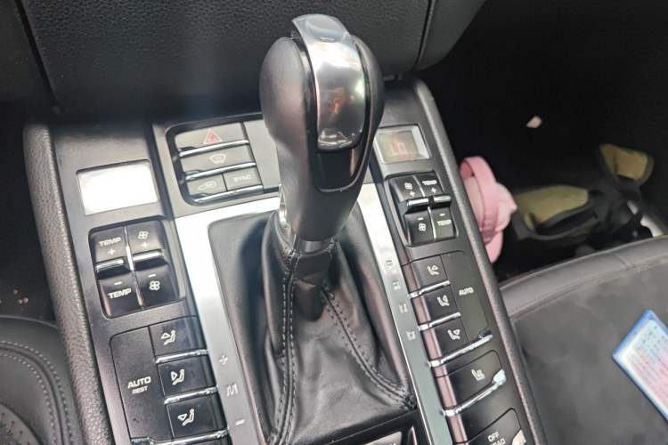 Used Porsche Macan 2014 Macan 2.0T Gear Lever