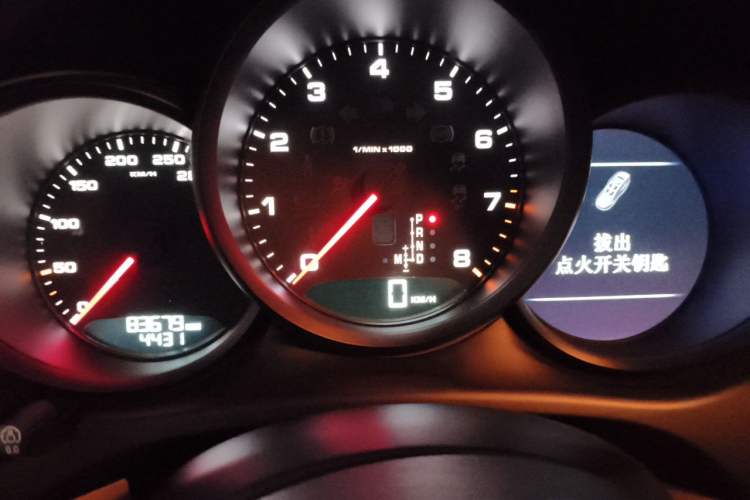 Used Porsche Macan 2014 Macan 2.0T Instrument Cluster
