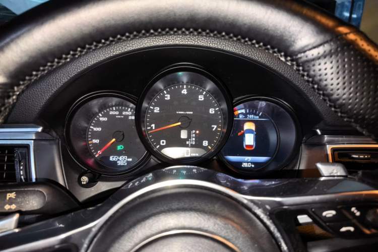 Used Porsche Macan 2014 Macan 2.0T Instrument Cluster