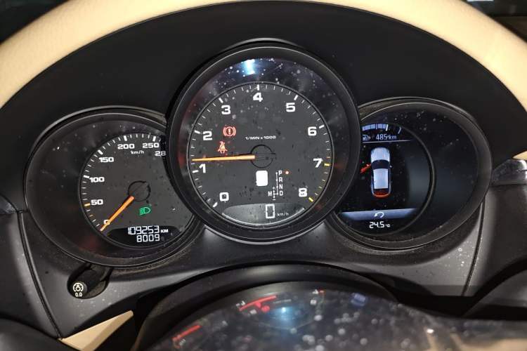 Used Porsche Macan 2014 Macan 2.0T Instrument Cluster