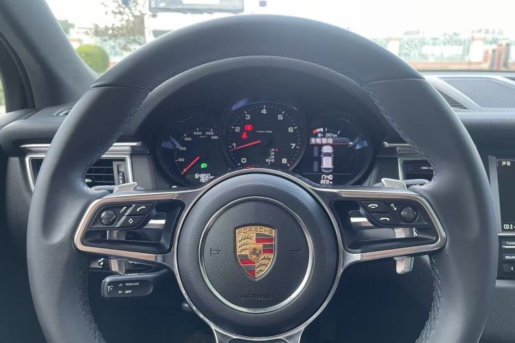 Used Porsche Macan 2014 Macan 2.0T Interior 1
