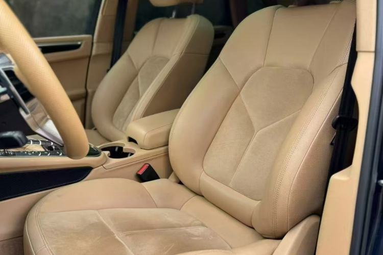 Used Porsche Macan 2014 Macan S 3.0T Interior 3