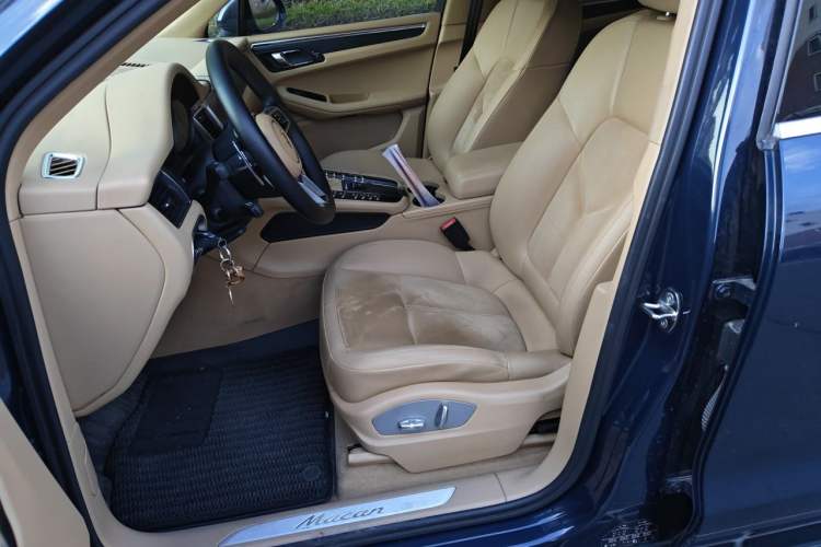Used Porsche Macan 2014 Macan 2.0T Left Front Seat