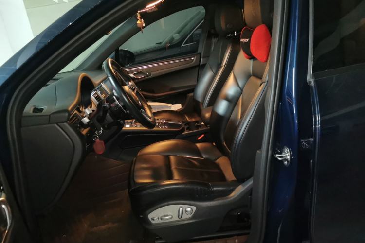 Used Porsche Macan 2014 Macan 2.0T Left Front Seat