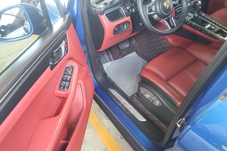 Used Porsche Macan 2014 Macan 2.0T Left Front Seat