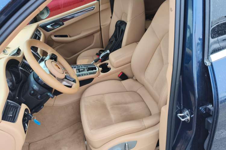 Used Porsche Macan 2014 Macan S 3.0T Left Front Seat