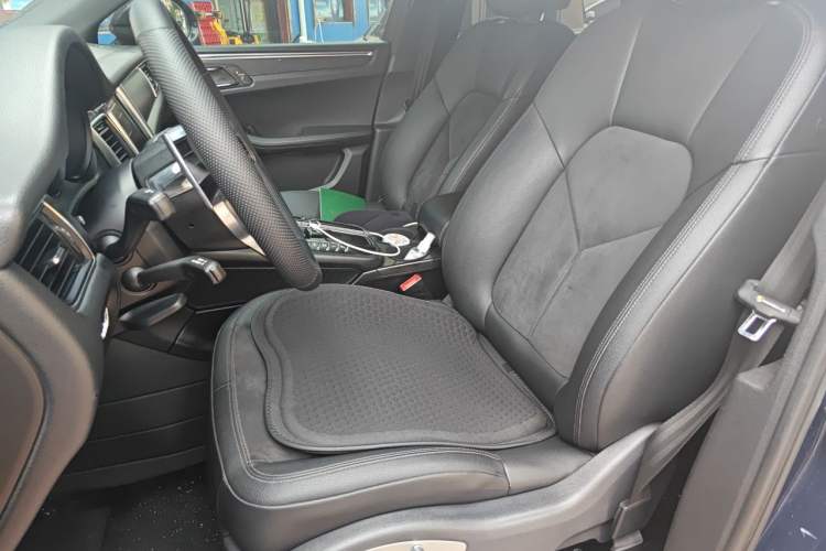 Used Porsche Macan 2014 Macan 2.0T Left Front Seat