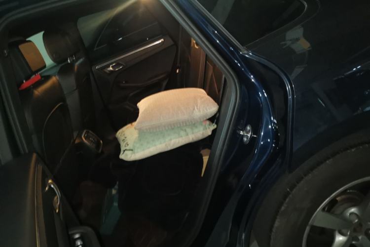Used Porsche Macan 2014 Macan 2.0T Left Rear Seat
